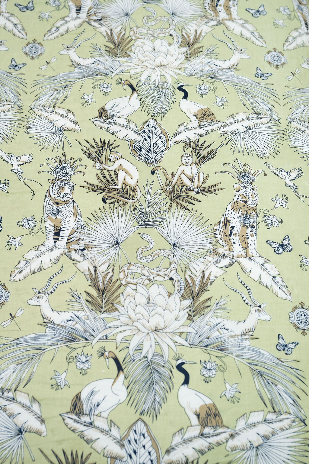 Green botanical reversible cotton bed quilt in Queen King sizes