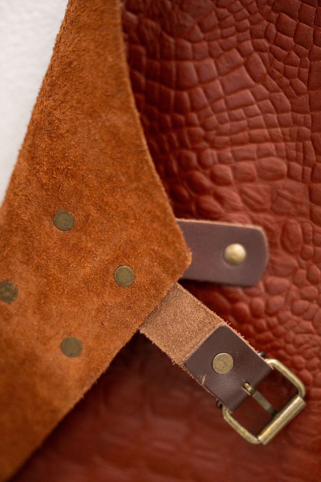 Premium leather work apron for professional craftsmen