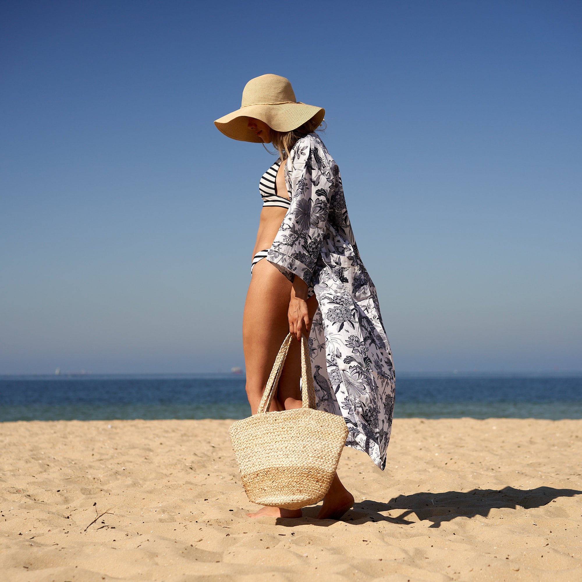 ‘Beachside Blooms’ Cotton Kimono Robe