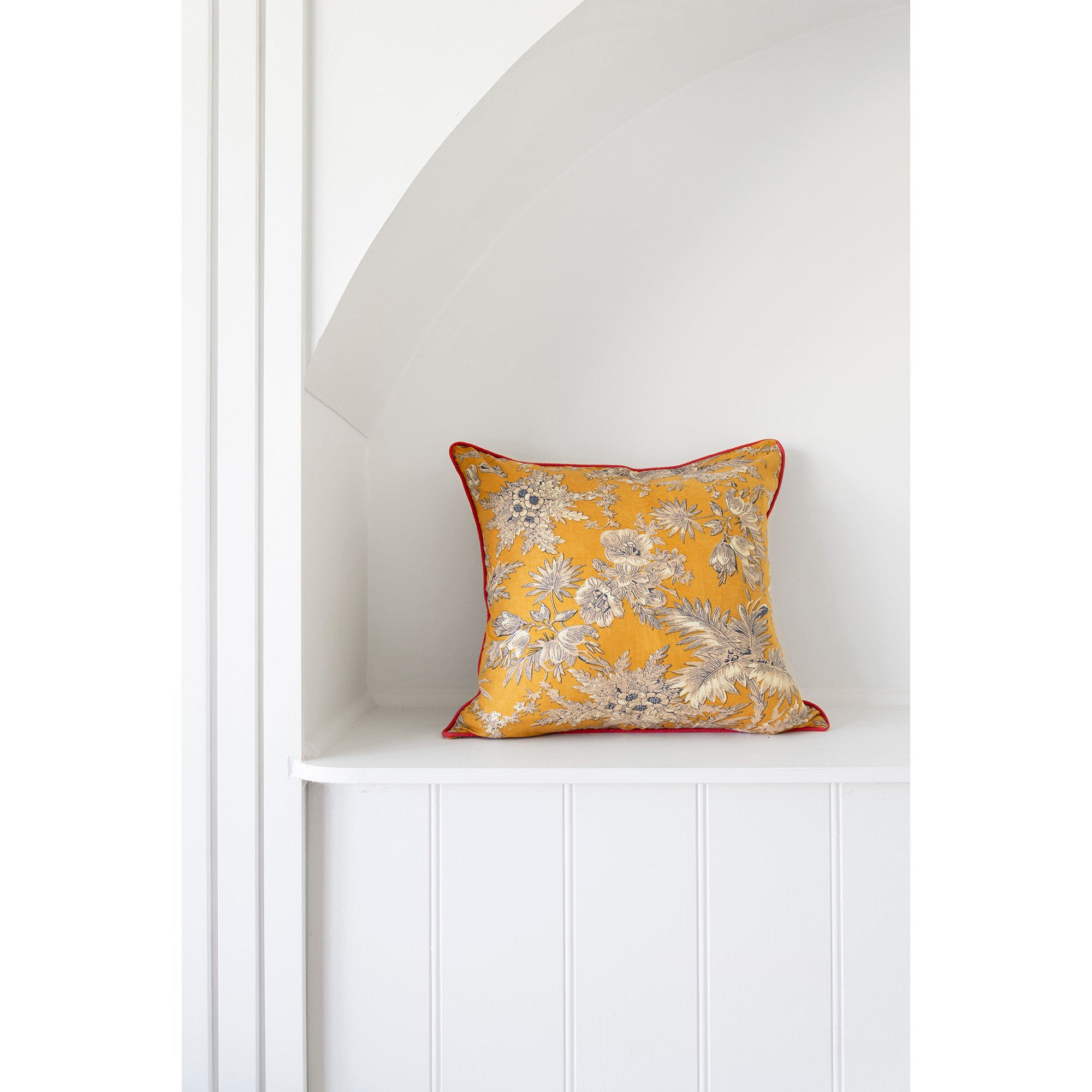 Mexican Painter Pillow Case, Frida Floral Decorative Cushion, Mexican Painter Art Garden Country - MUSTARD FLORAL