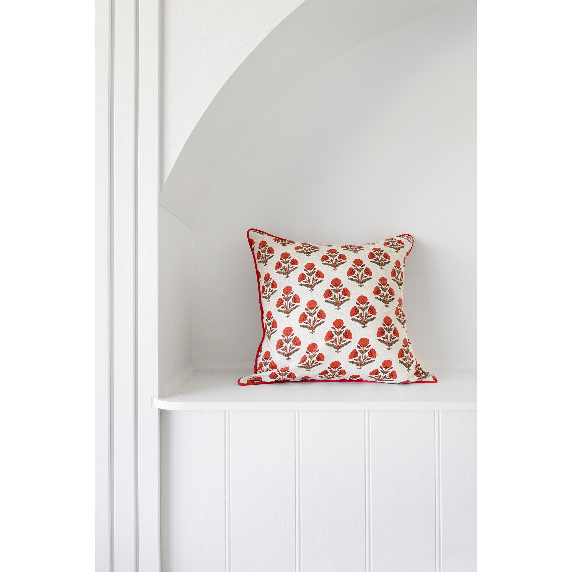 Mexican Painter Pillow Case, Frida Floral Decorative Cushion, Mexican Painter Art Garden Country - BLOCK PRINT WHITE