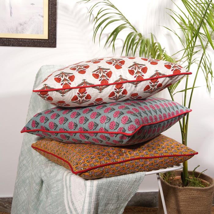 Mexican Painter Pillow Case, Frida Floral Decorative Cushion, Mexican Painter Art Garden Country Mexico Muertes Cushion Cover CC101