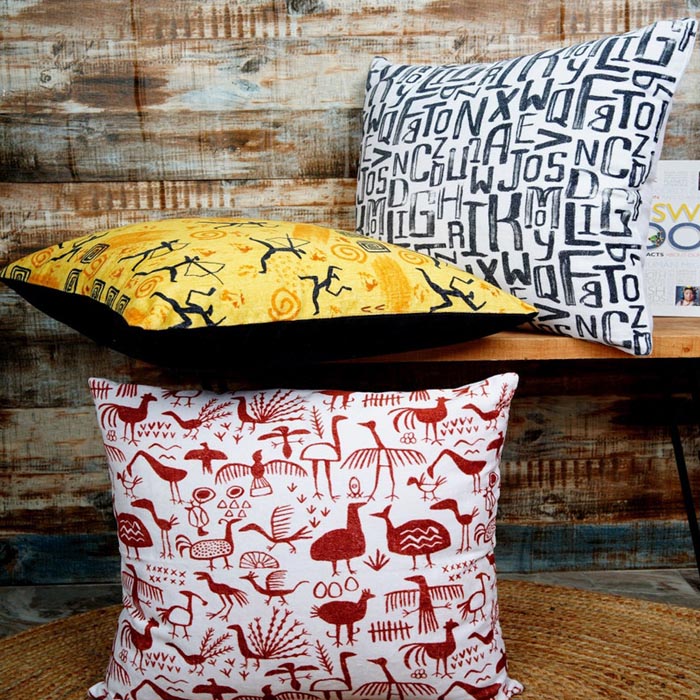 Mexican Painter Pillow Case, Frida Floral Decorative Cushion, Mexican Painter Art Garden Country Mexico Muertes Cushion Cover CC67