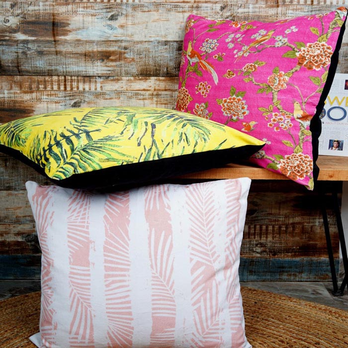 Mexican Painter Pillow Case, Frida Floral Decorative Cushion, Mexican Painter Art Garden Country Mexico Muertes Cushion Cover CC70