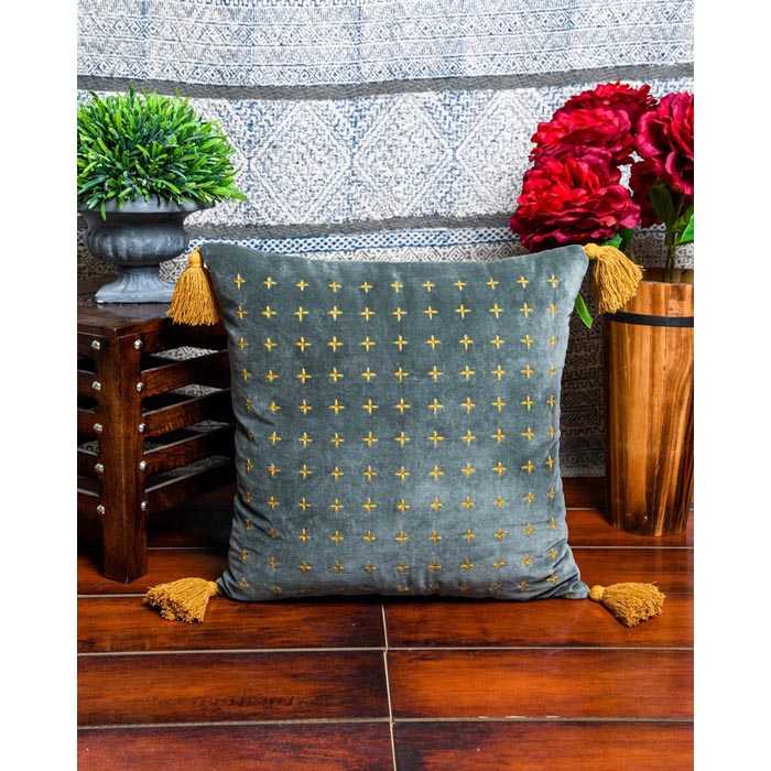 Tassels Linen Cushion Cover 50x50cm Beige Pillow Cover Handmade Boho rustic decor cream Moroccan Cushions Hand Tufted Cushion Lumbar Pillow CC200