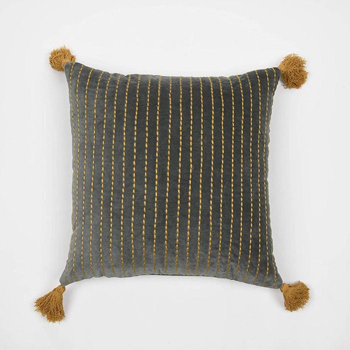 Tassels Linen Cushion Cover 50x50cm Beige Pillow Cover Handmade Boho rustic decor cream Moroccan Cushions Hand Tufted Cushion Lumbar Pillow CC205