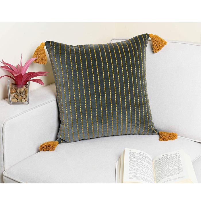 Tassels Linen Cushion Cover 50x50cm Beige Pillow Cover Handmade Boho rustic decor cream Moroccan Cushions Hand Tufted Cushion Lumbar Pillow CC205