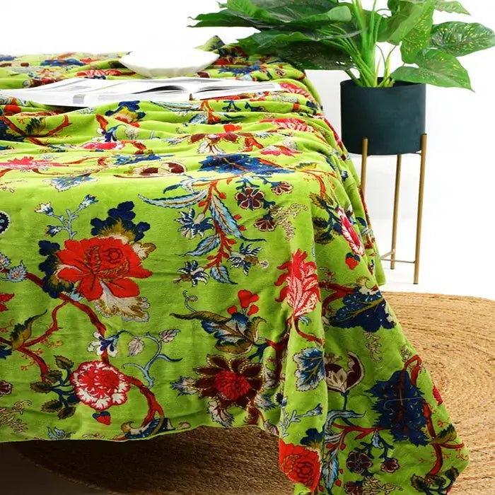 Velvet Quilt Cotton Quilt Patchwork Quilt Handamade Red Velvet Quilt Floral Quilt Comforter Bedspread Quilt Blanket Bedcover Indian