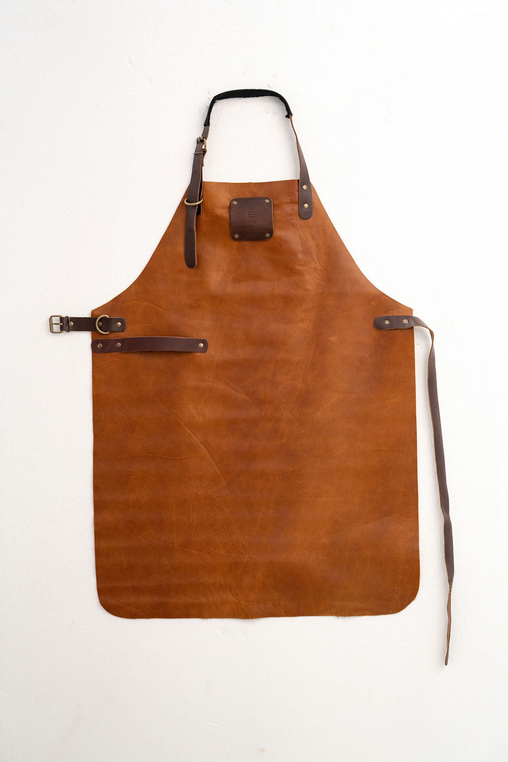 80x60 cm brown saddle leather work apron by CraftLuxe