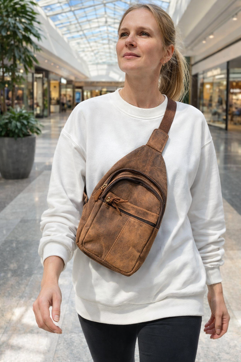 Brown vintage leather crossbody chest bag for everyday use