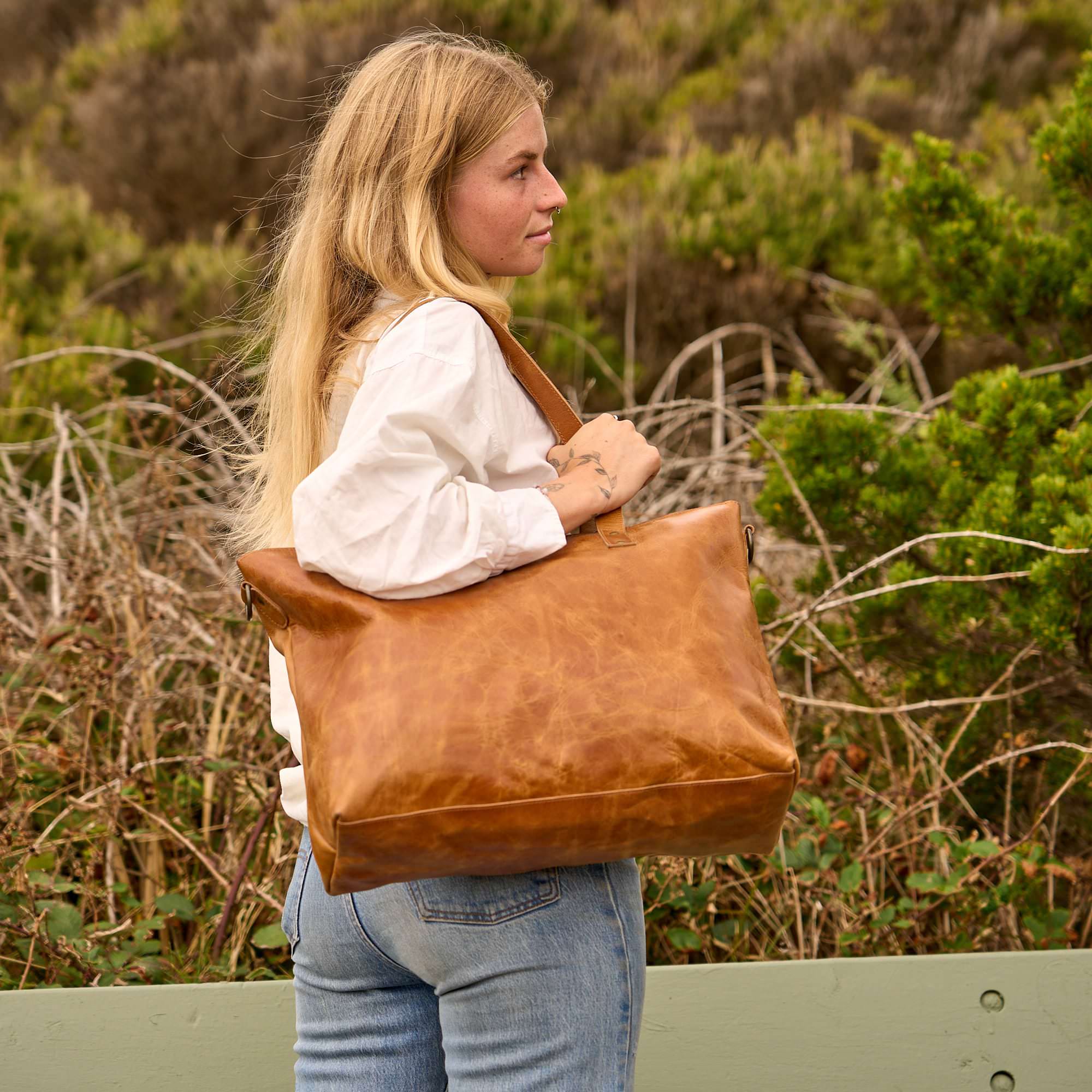 Large brown vintage handbag with timeless design