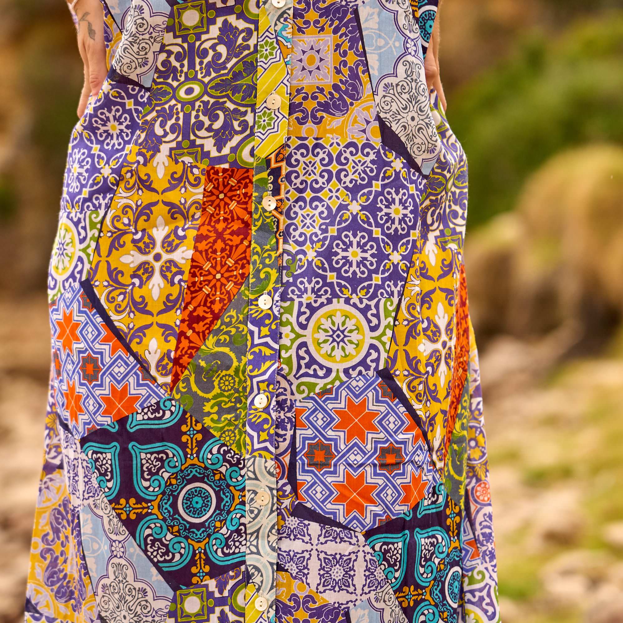 Stylish tile print resort maxi dress with bohemian design