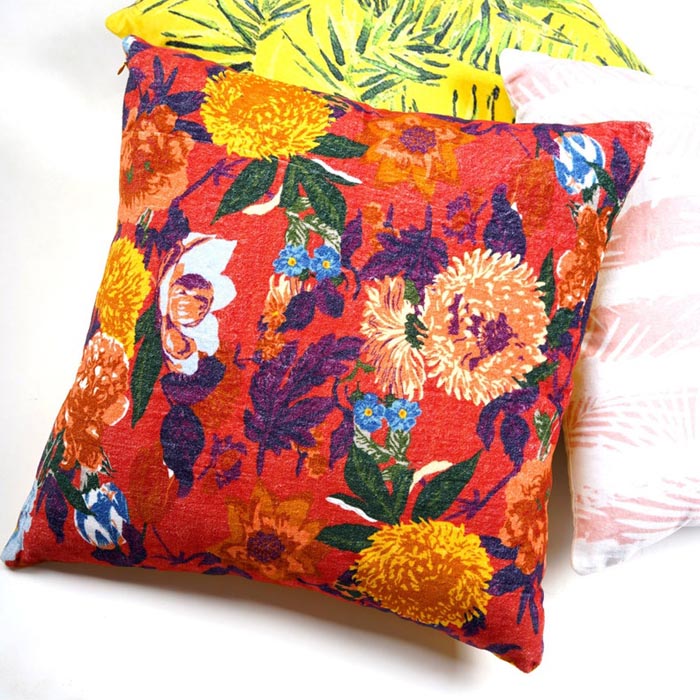 Mexican Painter Pillow Case, Frida Floral Decorative Cushion, Mexican Painter Art Garden Country Mexico Muertes Cushion Cover CC69
