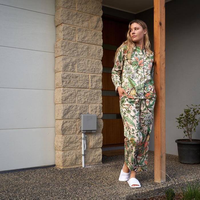 PJ SET LOUNGEWEAR SLEEPWEAR PYJAMAS Includes 4 sizes S,M,L,XL PJ8